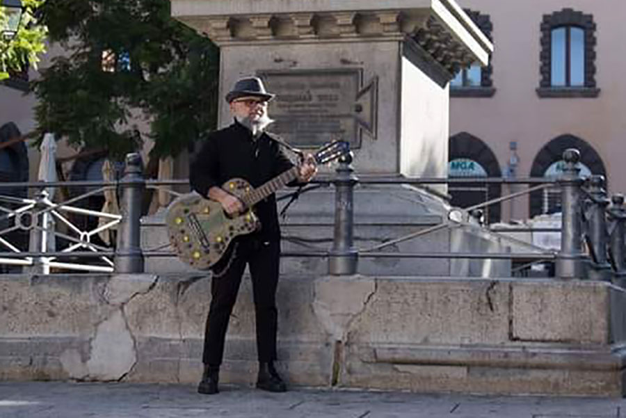 L’autopsia conferma: Gavinuccio Canu non poteva più cantare e si è tolto la vita