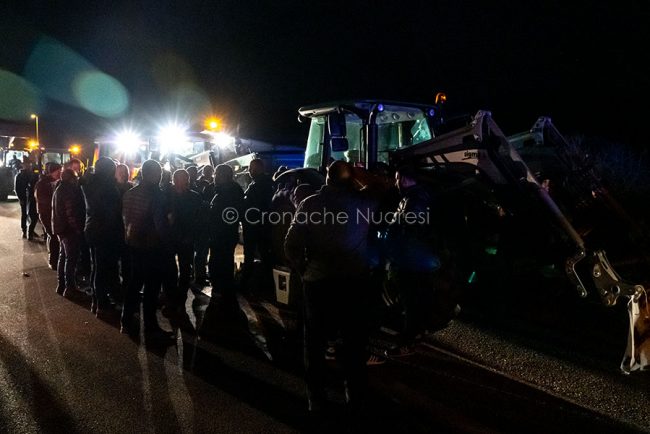 La protesta dei pastori per gli aumenti dell'energia e delle materie prime (foto S.Novellu)