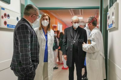 Nuoro. Giornata del malato: il Vescovo ai pazienti del San Francesco (foto S.Meloni)