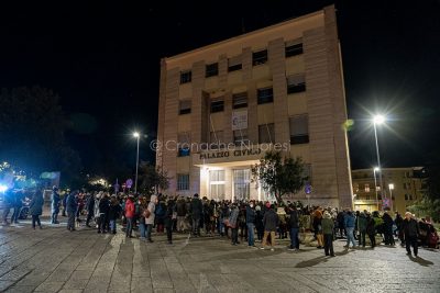 Nuoro. Marcia per la pace in Ucraina (foto S.Novellu)