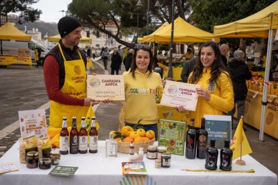 Nuoro. Premiazione del miglior banco d'Italia di Campagna Amica (foto S.Novellu)