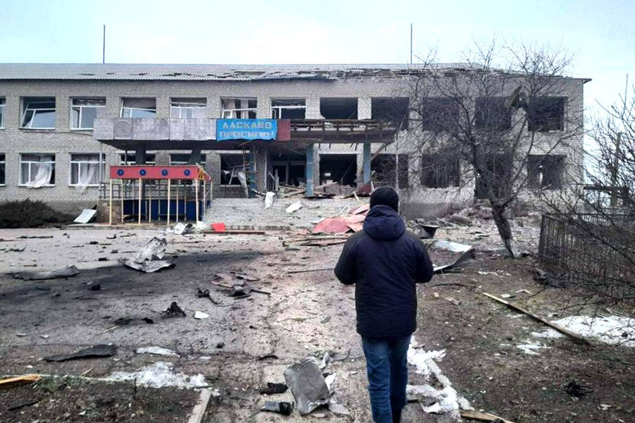 Guerra in Ucraina: il giorno dei negoziati tra minacce atomiche