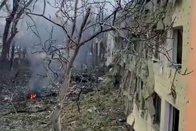 L'ospedale di Mariupol dopo i bombardamenti