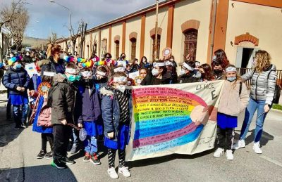 Macomer, marcia per la pace in Ucraina(foto P.G.V.)