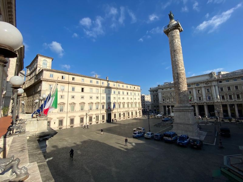 Via libera del Cdm al Def. Draghi “Aiuteremo famiglie e imprese”