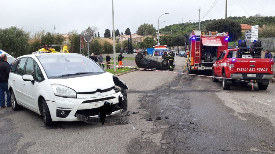Scontro tra due auto alle porte di Magomadas: interviene l’elisoccorso 118