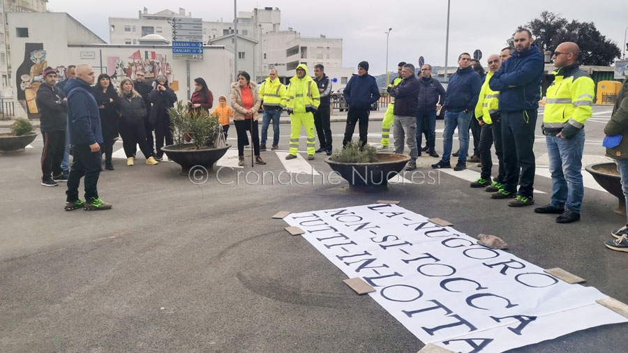 Vertenza Nugoro SPA: operai nuovamente in piazza senza il sostegno dei sindaci