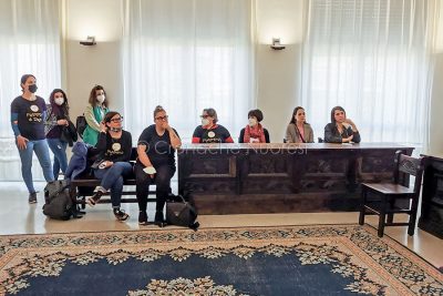 L'incontro con le mamme in Comune (foto S.Meloni)