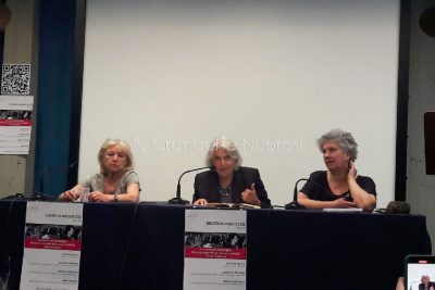 Un momento della conferenza organizzata da Onda Rosa (foto S. Chisu)