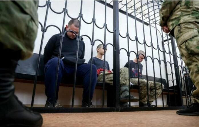 Guerra in Ucraina. Donetsk condanna a morte due cittadini britannici: accusati di essere mercenari