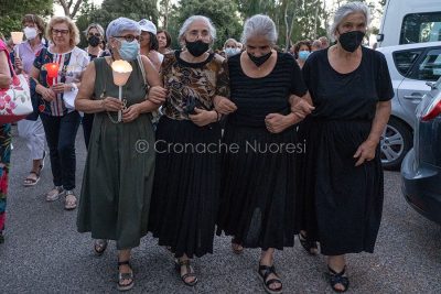 Nuoro, fiaccolata per la sanita' (foto S.Novellu)
