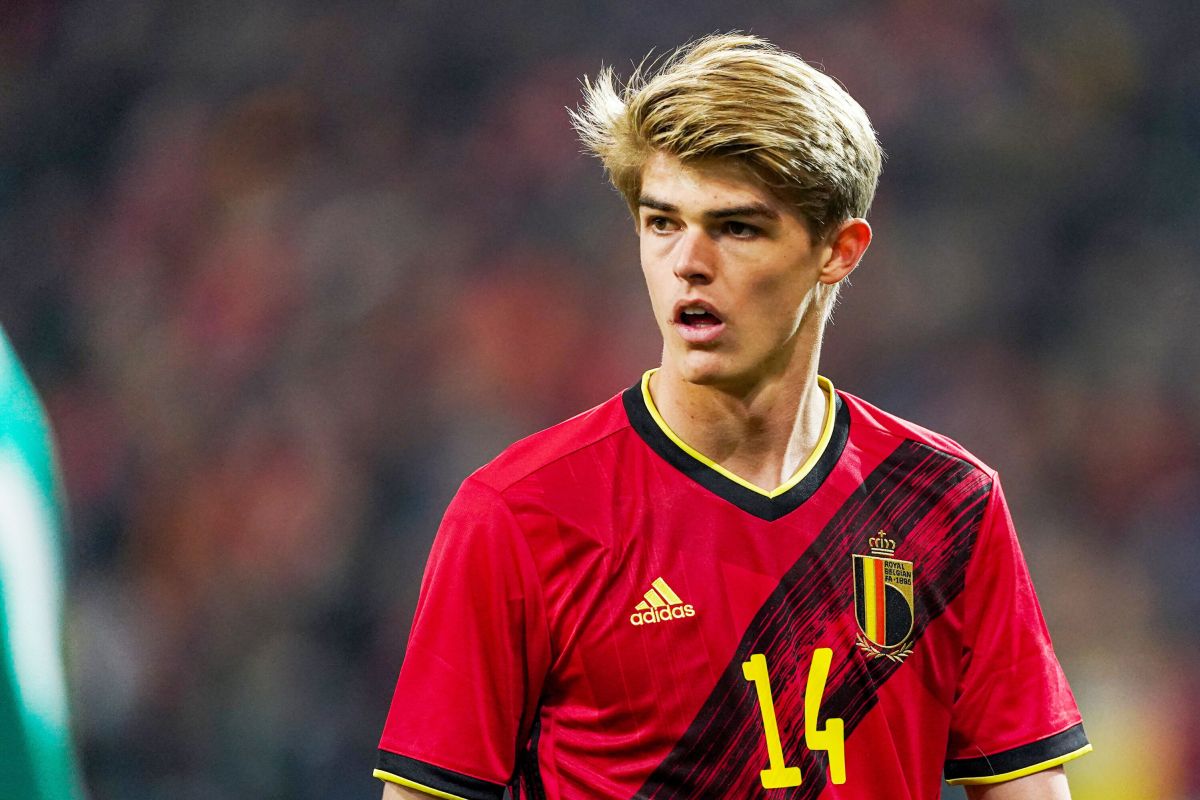 Ufficiale De Ketelaere al Milan, contratto fino al 2027