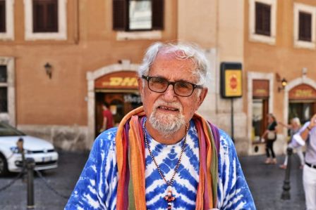 “Rompiamo il silenzio sull’Africa”: l’appello di padre Alex Zanotelli ai giornalisti