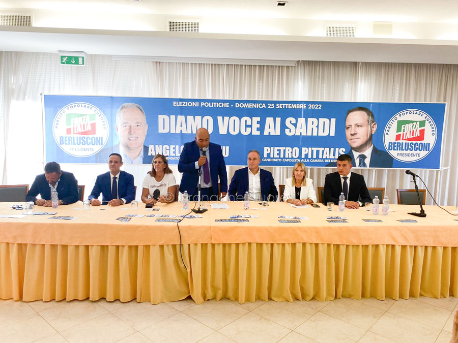 Elezioni 2022: A Nuoro i candidati di Forza Italia riempiono la sala dell’Euro Hotel