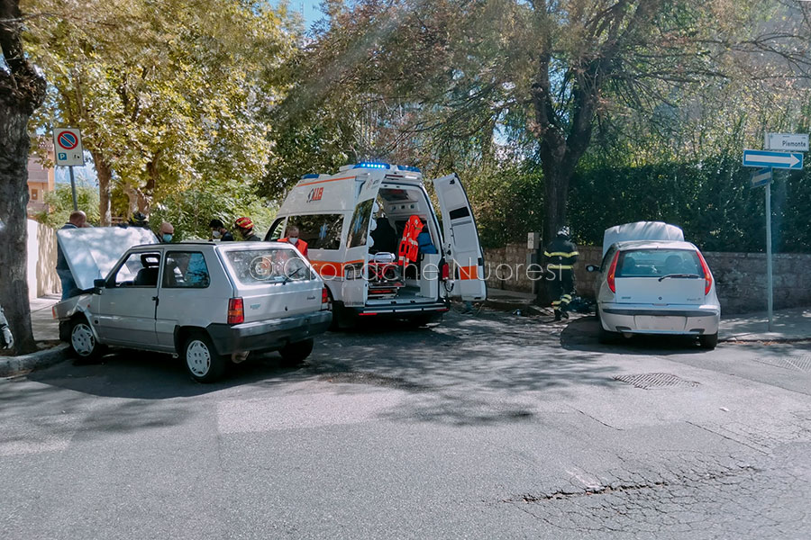 Nuoro. Incidente tra via Piemonte e via Campania: coinvolto anche un bimbo
