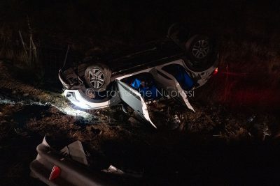 L'a uto dopo l'incidente (foto Cronache Nuoresi)