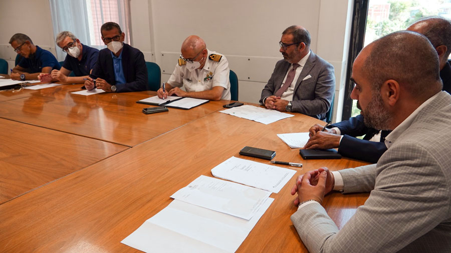 Cala Gonone. Messa in sicurezza della Capitaneria di porto: tavolo tecnico in Regione