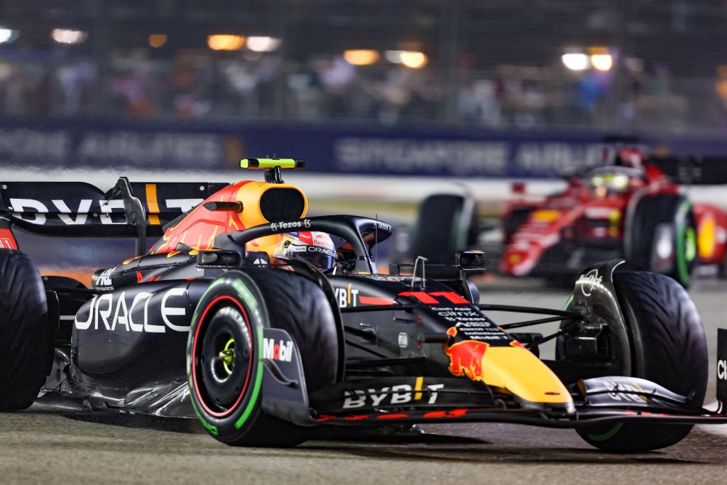 Perez vince Gp Singapore, sul podio le Ferrari di Leclerc e Sainz