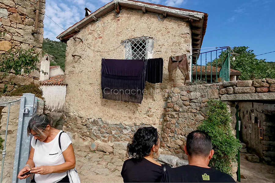 En plein di visitatori per Autunno in Barbagia nell’antico borgo di Lollove – VIDEO