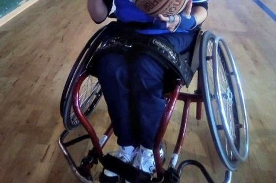 Ladri in azione nel palazzetto dello Sport: Rubate le carrozzine della squadra di basket per disabili