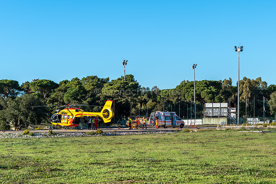 Grave incidente a Siniscola: operaio di Nuoro cade da sei metri, ma non è in pericolo di vita