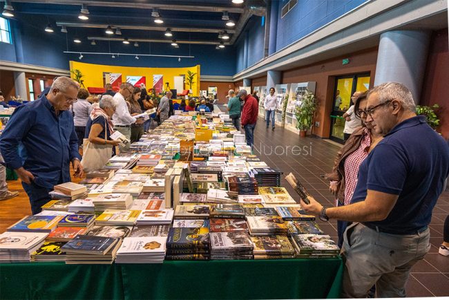 Macomer, Mostra del libro (foto S.Novellu)