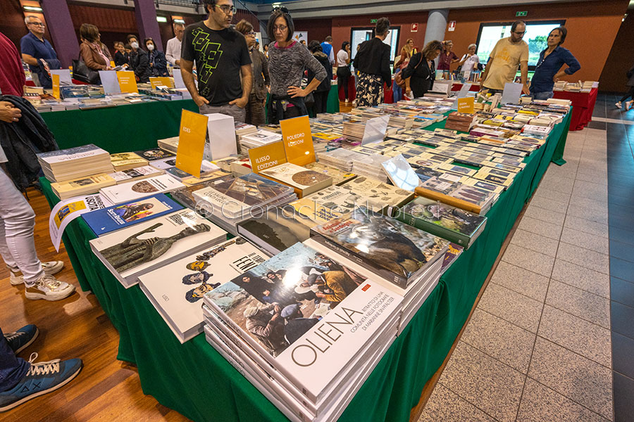 A Macomer riflettori accesi sulla mostra del libro tra convegni e laboratori