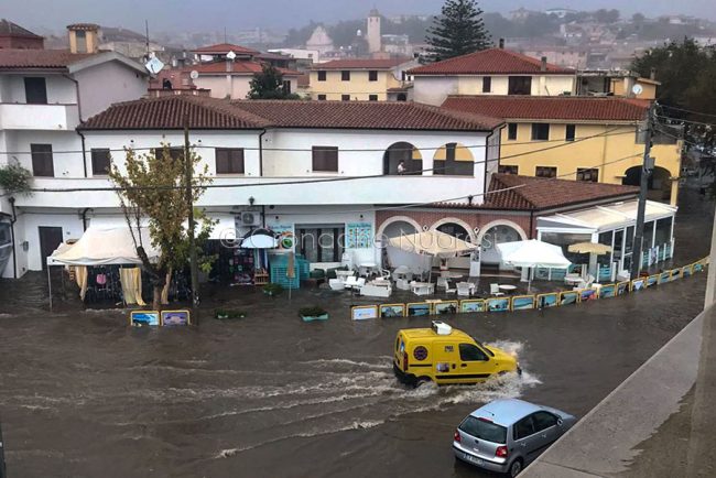 Orosei, via Nazionale allagata