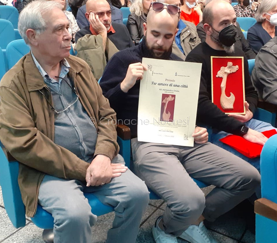 Alessandra Onida la dottoressa degli invisibili omaggiata con il premio “Per amore di una città”