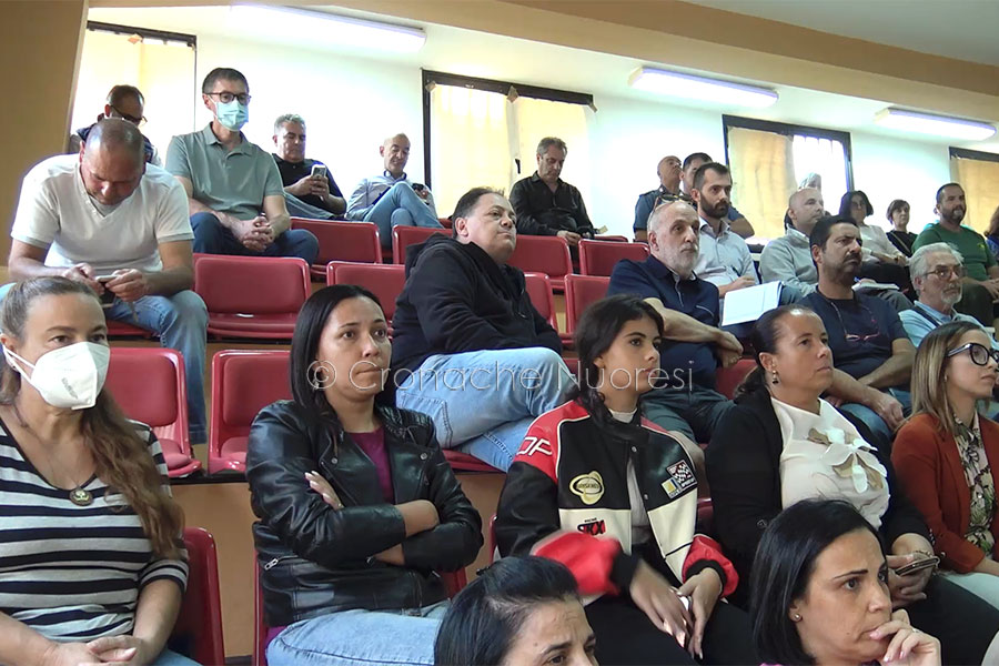 Deposito di gas ridosso delle abitazioni: Torpé scende nuovamente in piazza