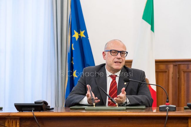 Il prefetto di Nuoro Luca Rotondi (foto S.Novellu)