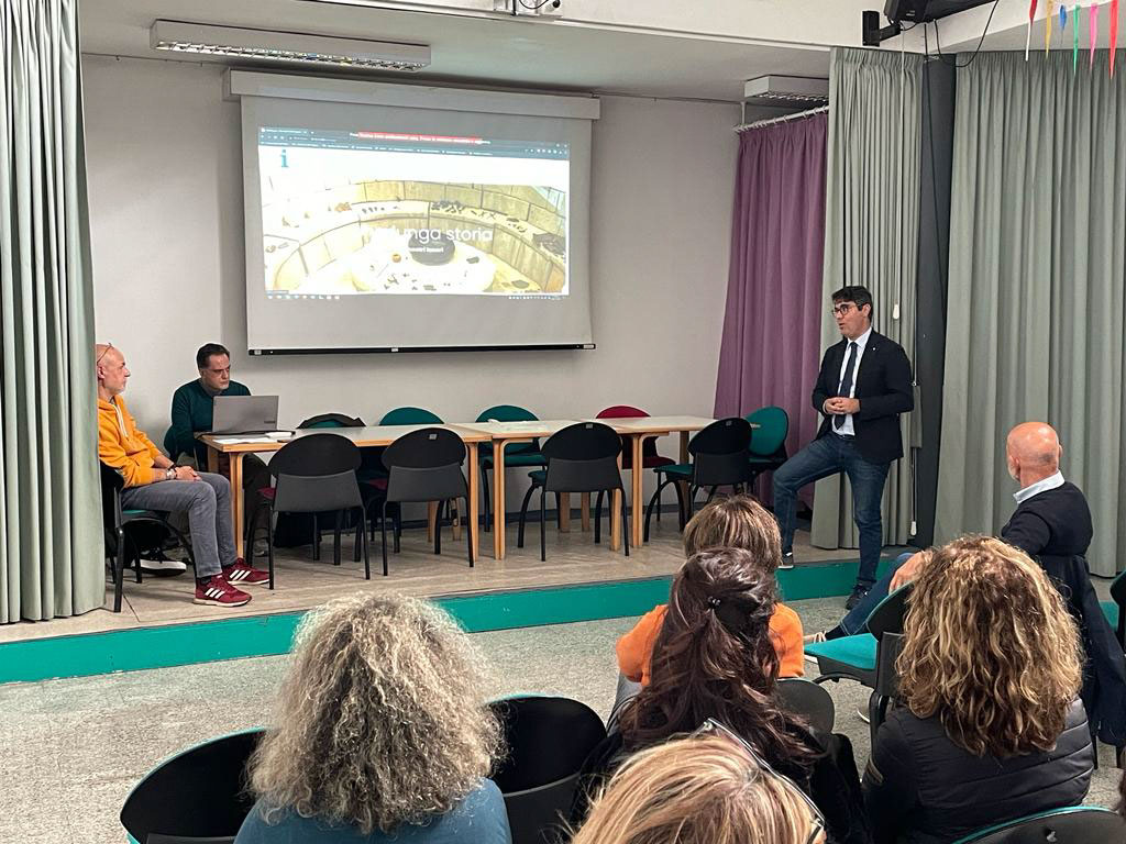 Nuoro.  Lavoras getta le basi per il S.i.t.n. (sistema informativo turistico nuorese)