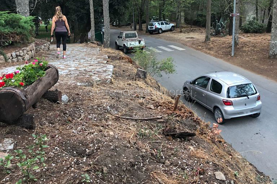 Ortobene. Situazione di pericolo intorno alla Chiesa di N.S. del Monte: mancano le misure di protezione