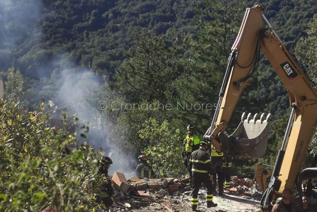 Tiana, soccorritori sul luogo della tragedia (foto S.Meloni)