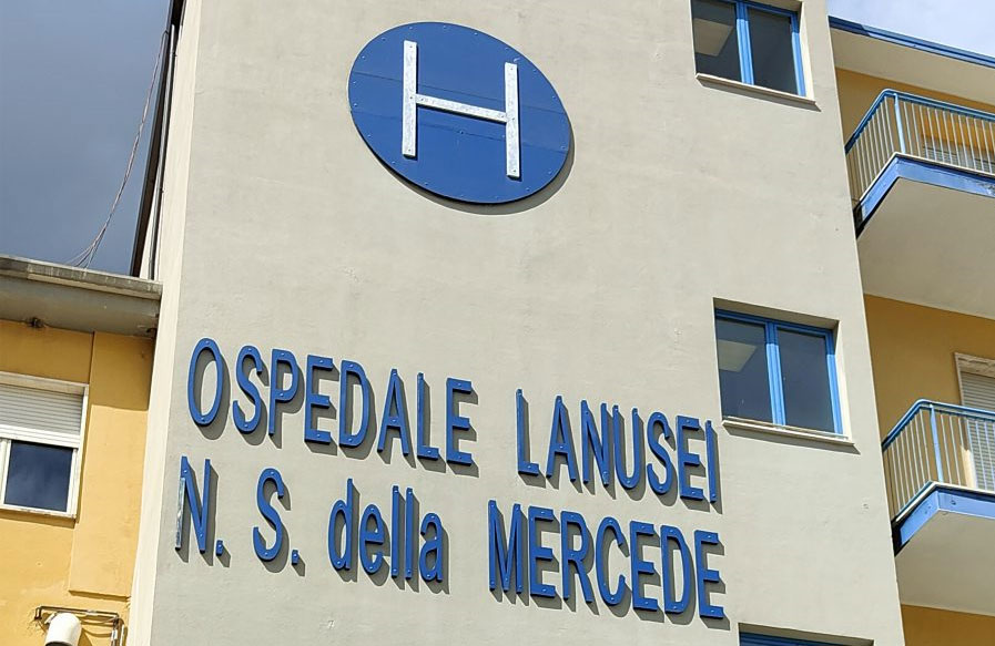 Carenza di specialisti all’ospedale di  Lanusei: sospese le visite notturne in Ginecologia