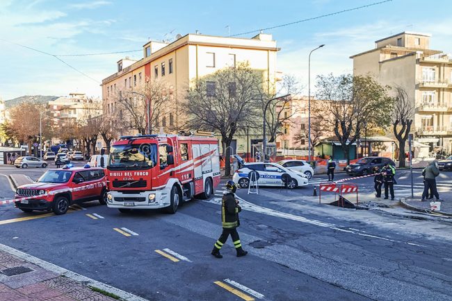 Nuoro, perdita di gas in via La Marmora (foto S.Novellu)
