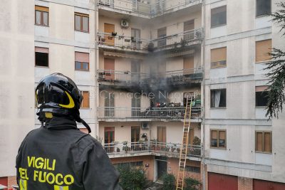 Nuoro. L'appartamento andato a fuoco in via Catte (foto S.Novellu)