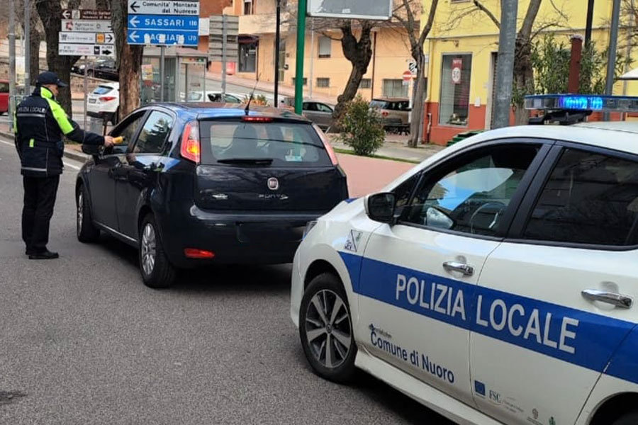 Nuoro. Ennesimo incidente per guida in stato di ebbrezza: conducente con tasso tre volte superiore ai limiti