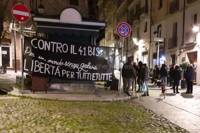 Il sit-in solidale con Alfredo Cospito