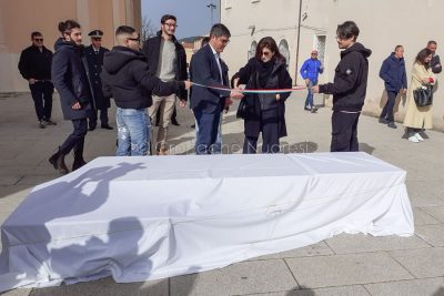 L'inaugurazione dell'installazione dedicata a Grazia Deledda (foto Nieddu)