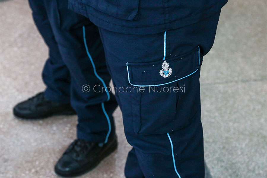 Detenuto aggredisce e morde due agenti che tentavano di farlo rientrare in cella