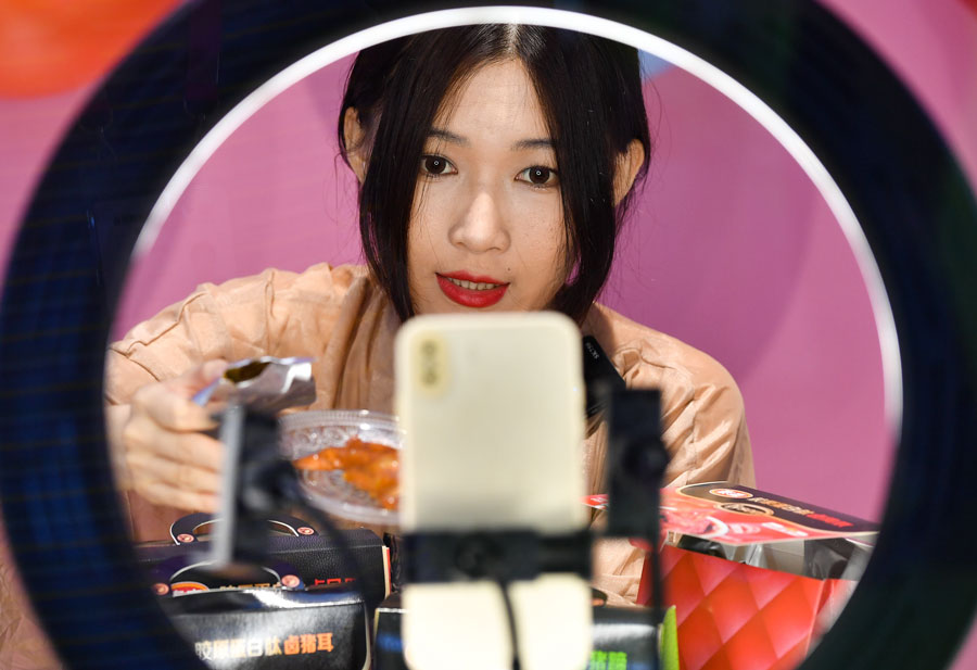 Hong Kong: marzo, valore vendite al dettaglio cresce di 40,9% su base annua