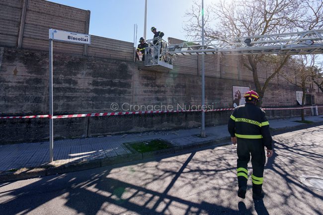 L'intervento dei Vigili del fuoco al San Francesco d (foto S.Novellu)