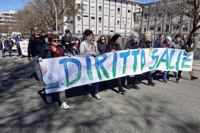 Oristano, manifestazione per la Sanita' (foto Nieddu)