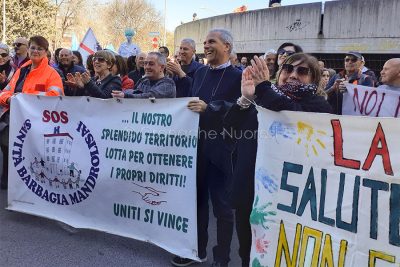 Oristano, manifestazione per la Sanita' (foto Nieddu)