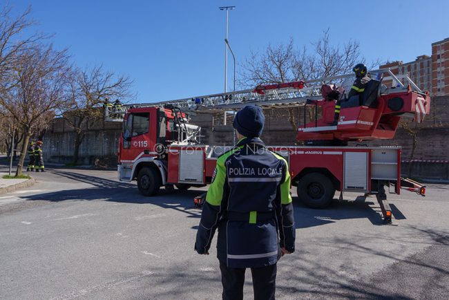 Traffico bloccato in via Biscollai (foto S.Novellu)