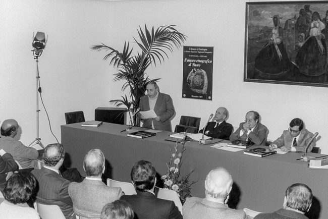 iovanni Lilliu alla presentazione del volume Il Museo etnografico di Nuoro
