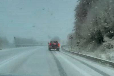 Neve sulla Statale 389