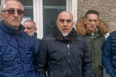 Vertenza Tossilo, operai (foto S.Meloni)