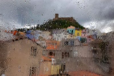 Bosa durante il nubifragio (foto Manuela Naitana)